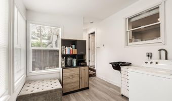 519 Bay Blvd, Bayville, NJ 08721