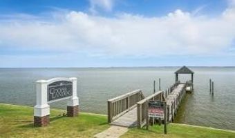 109 Cooper Landing Dr, Aydlett, NC 27916