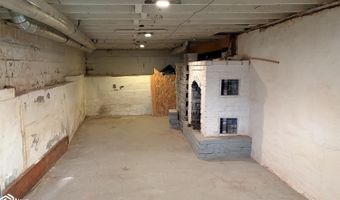 901 Maple St, Atlantic, IA 50022
