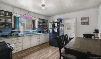 827 Aiken Ave, Buhl, ID 83316