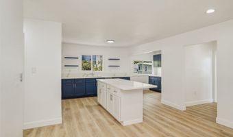 47-544 Hakuhale St, Kaneohe, HI 96744