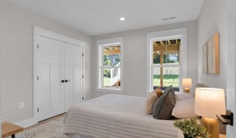 5617 23RD St N, Arlington, VA 22205