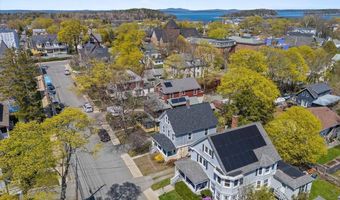 22 Ledgelawn Ave, Bar Harbor, ME 04609