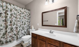 20 Hambleton Dr, Bella Vista, AR 72714
