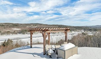 141 Lakewood Dr, Alton, NH 03810