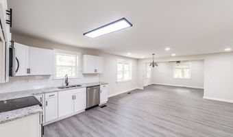 26220 Children Ln, Athens, AL 35613