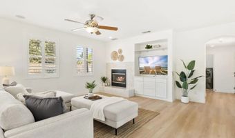2337 Douglaston Gln, Escondido, CA 92026