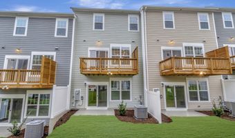 2726 Hunter Woods Dr, Apex, NC 27502