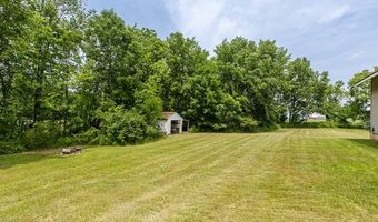 9038 Lahring Rd, Argentine, MI 48436