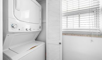 145 Atlantis Blvd 201, Atlantis, FL 33462