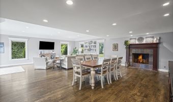 516 S Patton Ave, Arlington Heights, IL 60005
