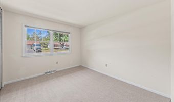 25 MEADOW GLEN Dr, Dover, DE 19901