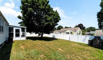 322 Garden City Dr, Cranston, RI 02920