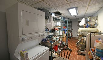 809 Greenwood St, Abbeville, SC 29620