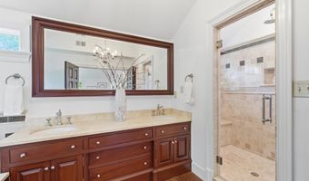 1337 KINGSTON Ave, Alexandria, VA 22302