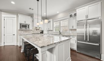 11441 Old Well Dr, Baton Rouge, LA 70810