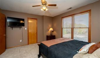 1140 N 100th Rd, Baldwin City, KS 66006