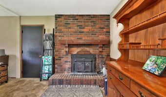 420 Renee Dr, Andover, KS 67002