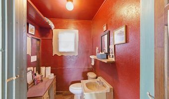 412 E Holland Ave, Alpine, TX 79830