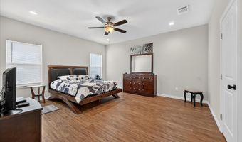 225 Santa Fe St, Alvarado, TX 76009