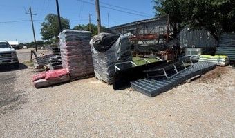311 E Main St, Archer City, TX 76351
