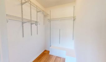 1376 Addington Ln, Ann Arbor, MI 48108