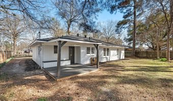 1211 Lee St, Benton, LA 71006
