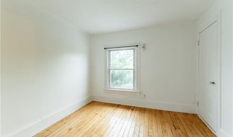 1122 Pawtucket Ave, East Providence, RI 02916