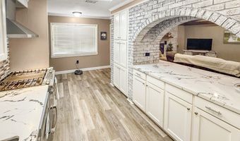 35 E Lincoln Dr, Brookhaven, MS 39601