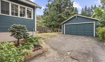 504 ABERNETHY Rd, Oregon City, OR 97045