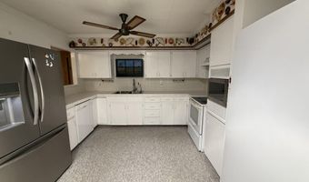 1802 W Clayton Ave, Artesia, NM 88210