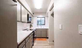 1900 Vine 214, Hollywood, CA 90068