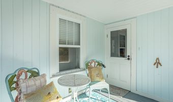 134 Sawyer Ln, Apalachicola, FL 32320