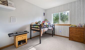 17130 Mayfield Dr, Bend, OR 97707