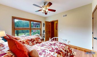 1535 S Douglas Ave, Arlington Heights, IL 60005