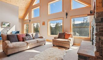 261 Kimmes Ln, Breckenridge, CO 80424