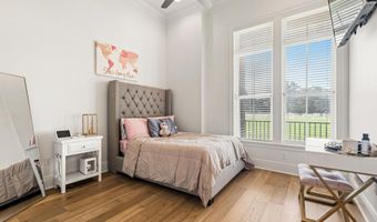 100 Viaulet Rd, Youngsville, LA 70592
