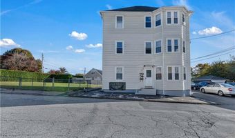 78 Old Oak Ave 2, Cranston, RI 02920
