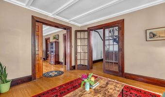 21 Laurel Ave, Auburn, ME 04210