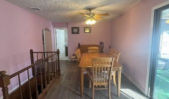 41 Mansion St, Bellingham, MA 02019