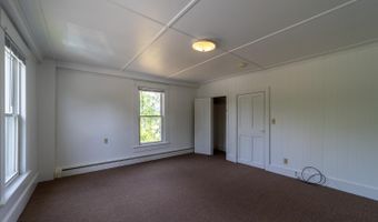 1092 NH RT 175 Apt #4, Campton, NH 03223