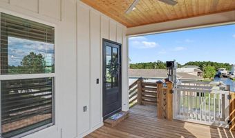 4059 Robin St, Bay St. Louis, MS 39520