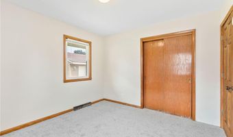 2111 3rd Ave SE, Austin, MN 55912