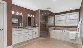74 Settlers Ct, Bedford, NH 03110