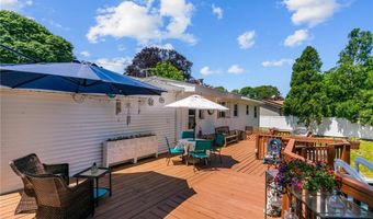 21 High Service Ave, North Providence, RI 02911