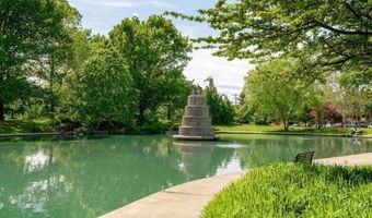 306 Neruda Ave, Columbus, OH 43215