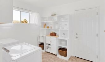 22672 El Centro Rd, Apple Valley, CA 92307