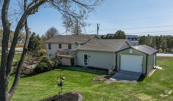 206 Fairview Ave, Auburn, ME 04210
