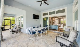 6951 CRESTPOINT Dr, Apollo Beach, FL 33572