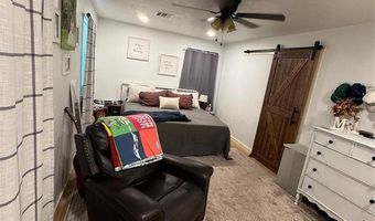 112 Mockingbird Ln, Chickasha, OK 73018